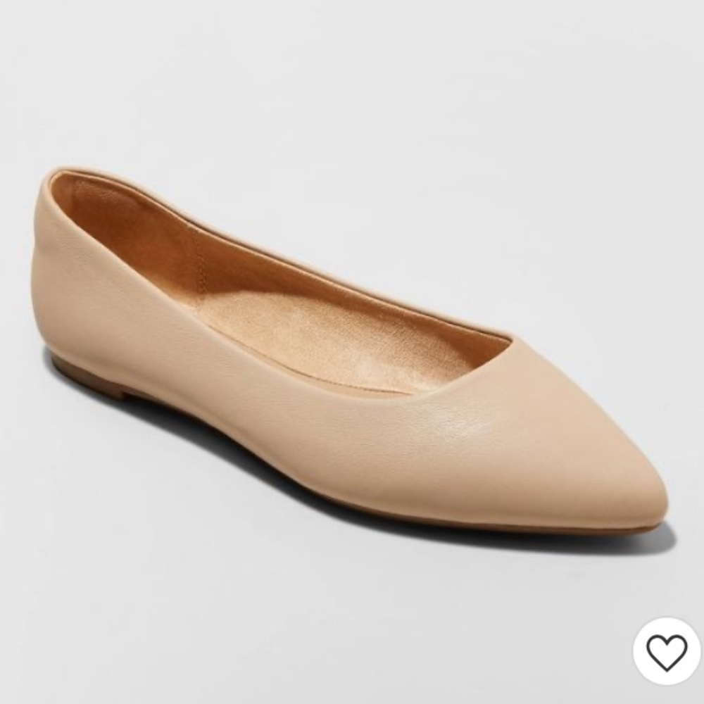A New Day | Tan Pointed Toe Flats | size 9W